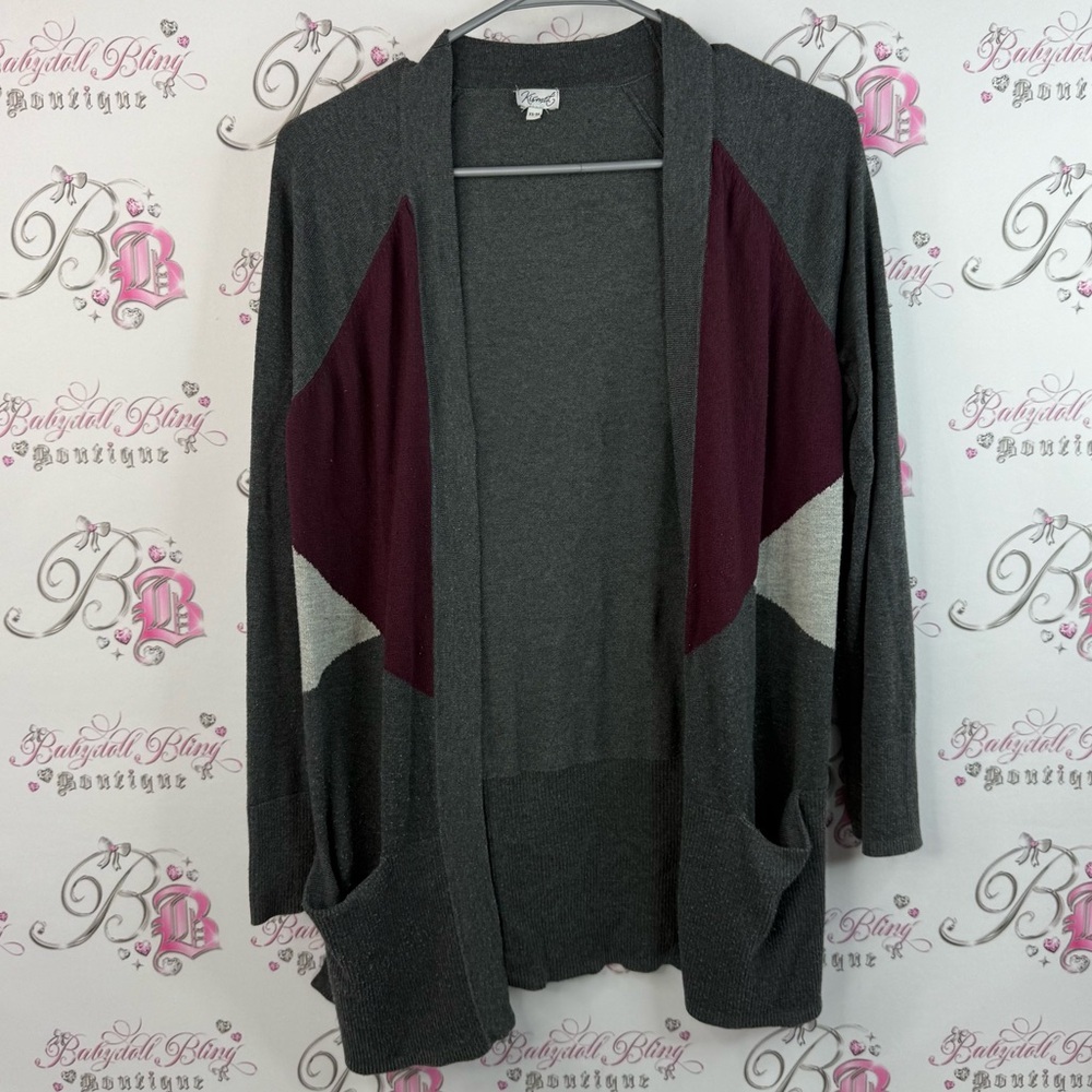 Kismet cardigan open front pockets argyle grey and Burgundy Cardigan